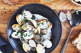Clams with cream
